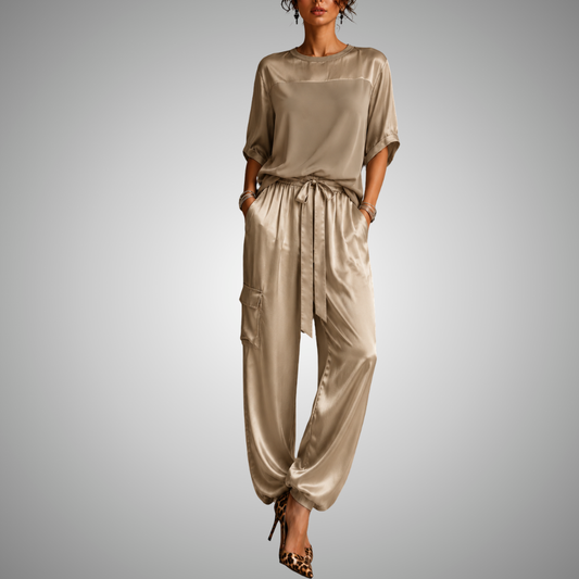 LUNA | Elegante conjunto de dos piezas con una caída fluida