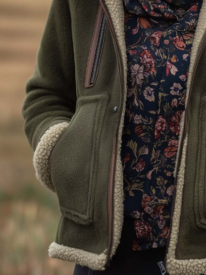 LORENA | Chaqueta Vintage de Borreguito con Cuello Alto